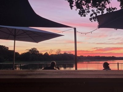 Cliquez pour découvrir toutes les photos de l'ÉTABLISSEMENT ! camping Les Rives Du Lac photo 7