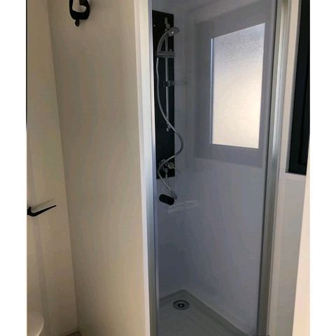 Cliquez pour découvrir toutes les photos de l'HÉBERGEMENT ! mobil-home - Domaine Les Peupliers photo 4