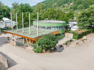 Cliquez pour découvrir toutes les photos de l'ÉTABLISSEMENT ! camping Paradis Le Giessen photo 15