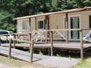 Camping Pas Cher vous présente avec son site Officiel campingpascher.fr, le Camping Paradis Le Giessen classé 4 étoiles, situé sur la commune de Bassemberg dans le département Bas-rhin (Alsace) en France. Le camping Paradis Le Giessen, vous présente un hébergement de type mobil-home de 27 m² pour 4 personnes. Le camping Paradis Le Giessen vous propose du dimanche 13 septembre au dimanche 20 septembre 2026, en promotion à -16% pour 7 nuits à 168 € au lieu de 200,0 € soit une Économie de 32 €. Cette location propose 118 dates différentes pour réserver votre séjour. Découvrez également les 12 autres gammes d'hébergements du camping. Les Avis clients pour le Camping Paradis Le Giessen sont de 7 sur 10. Rivière, Piscine couverte, Piscine extérieure, Animations familiales, Club enfants, Aire de jeux enfants, Centre équestre, Court de tennis, Cyclisme, Ping-pong, Pétanque, Randonnée, Terrain de volley-ball, Bar, Boulangerie, Bureau de tabac, Dépôt de pain, Plats à emporter, Snack/Bar, Station-service, Supermarché, Épicerie,... En savoir plus : cliquez-ICI.