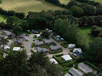 Cliquez pour découvrir toutes les photos de l'ÉTABLISSEMENT ! camping De La Récré photo 9