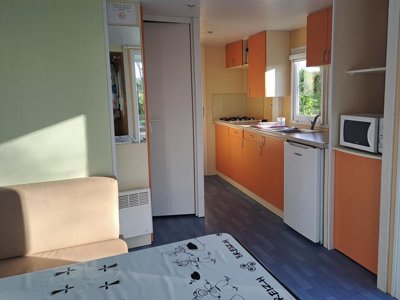 Cliquez pour découvrir toutes les photos de l'HÉBERGEMENT ! mobil-home - Les Madières photo 2