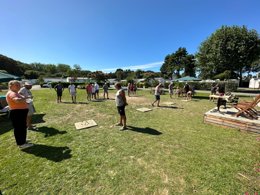 Camping Pas Cher vous présente avec son site Officiel campingpascher.fr, le Camping Mirabel Les Mielles classé 4 étoiles, situé sur la commune de Saint Cast Le Guildo dans le département Côtes-d'armor (Bretagne) en France. Le camping Mirabel Les Mielles vous propose un hébergement de type mobil-home de 29 m² (télévision). L'établissement vous propose 6 autres types d'hébergements. Découvrez tous nos séjours à petits prix dans la commune et aux alentours de Saint Cast Le Guildo du département : Côtes-d'armor (Bretagne). Les Avis clients pour le Camping Mirabel Les Mielles sont excellents avec une note moyenne de 9 sur 10. Piscine chauffée, Piscine extérieure, Animation ados, Animations familiales, Club enfants, Aire de jeux enfants, Plongée, Structure gonflable enfants, Trampoline, Dépôt de pain, Épicerie,... En savoir plus : cliquez-ICI.