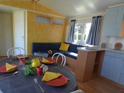 Cliquez pour découvrir toutes les photos de l'HÉBERGEMENT ! mobil-home - La Touesse Camping photo 2