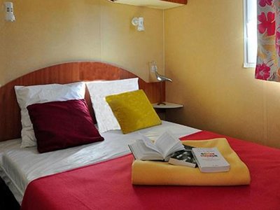 Cliquez pour découvrir toutes les photos de l'HÉBERGEMENT ! mobil-home - La Touesse Camping photo 4
