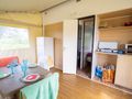 Cliquez pour découvrir toutes les photos de l'HÉBERGEMENT ! bungalow toilé - établissement Mirabel La Crique photo 2