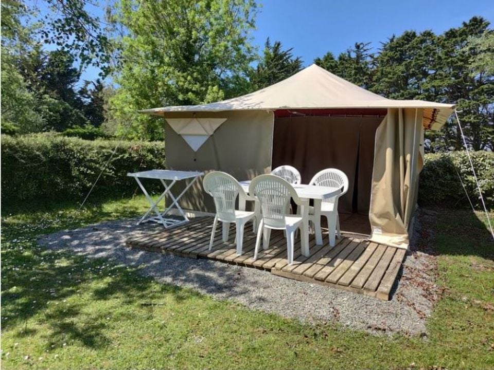 Cliquez pour découvrir toutes les photos de l'HÉBERGEMENT ! canvas_bungalow - Ode Vras photo 5