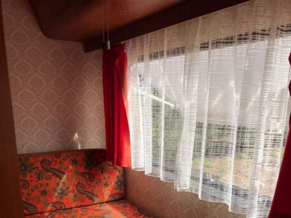 Cliquez pour découvrir toutes les photos de l'HÉBERGEMENT ! caravan - Ode Vras photo 3