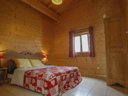 Cliquez pour découvrir toutes les photos de l'HÉBERGEMENT ! chalet - camping La Tour Du Stock photo 4