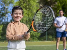 Camping Pas Cher vous présente avec son site Officiel campingpascher.fr, le Camping Sandaya L'Anse Du Brick classé 5 étoiles, situé sur la commune de Maupertus Sur Mer dans le département Manche (Basse Normandie) en France. Le camping Sandaya L'Anse Du Brick, vous présente un hébergement de type mobil-home de 30 m² et télévision. Le camping Sandaya L'Anse Du Brick vous propose du mardi 09 juin au mardi 16 juin 2026, en promotion à -20% pour 7 nuits à 459,20 € au lieu de 574,0 € soit une Économie de 114,80 €. Cette location propose 117 dates différentes pour réserver votre séjour. Découvrez également les 16 autres gammes d'hébergements du camping. Mer, Piscine couverte, Piscine extérieure, Animations familiales, Aire de jeux enfants, Canoë-kayak, Court de tennis, Planche à voile, Plongée, Pétanque, Randonnée, Structure gonflable enfants, Dépôt de pain, Snack/Bar, Épicerie,... En savoir plus : cliquez-ICI.