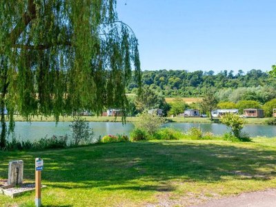 Cliquez pour découvrir toutes les photos de l'ÉTABLISSEMENT ! camping Flower Des 2 Rivières photo 2