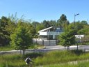 Camping Pas Cher vous présente avec son site Officiel campingpascher.fr, le Camping Des Cygnes classé 3 étoiles, situé sur la commune de Amiens dans le département Somme (Picardie) en France. Le camping Des Cygnes vous propose un hébergement de type mobil-home de 35 m² pour 6 personnes. L'établissement vous propose 5 autres types d'hébergements. Découvrez tous nos séjours à petits prix dans la commune et aux alentours de Amiens du département : Somme (Picardie). Les Avis clients pour le Camping Des Cygnes sont excellents avec une note moyenne de 8 sur 10. LacRivièreÉtang, Aire de jeux enfants, Canoë-kayak, Cyclisme, Terrain de football, Bar, Boulangerie, Restaurant, Station-service, Supermarché, Épicerie,... En savoir plus : cliquez-ICI.
