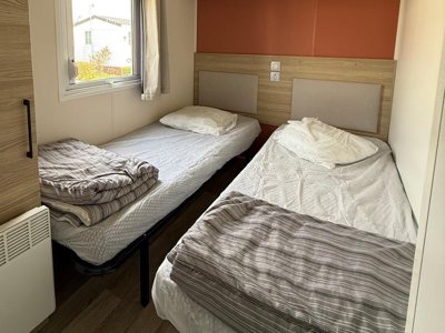 Cliquez pour découvrir toutes les photos de l'HÉBERGEMENT ! mobil-home - Le Clos Savoye photo 5