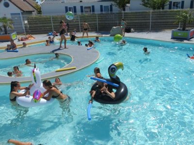Cliquez pour découvrir toutes les photos de l'ÉTABLISSEMENT ! camping Paradis Les Galets De La Mollière photo 11