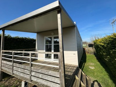 Cliquez pour découvrir toutes les photos de l'HÉBERGEMENT ! mobil-home - De La Motte photo 2