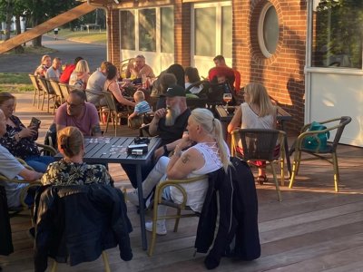 Cliquez pour découvrir toutes les photos de l'ÉTABLISSEMENT ! camping Domaine De La Pinede photo 19