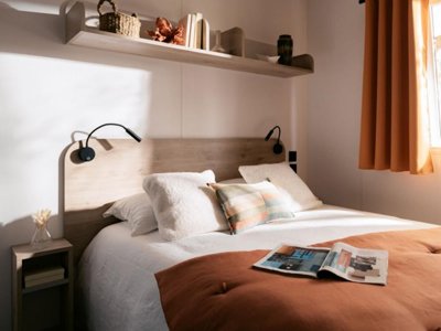 Cliquez pour découvrir toutes les photos de l'HÉBERGEMENT ! mobil-home - Flower Jas Du Moine photo 2