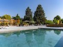 Camping Pas Cher vous présente avec son site Officiel campingpascher.fr, le Camping Sandaya Paris Maisons-Laffitte classé 4 étoiles, situé sur la commune de Maisons Laffitte dans le département Yvelines (île De France) en France. Le camping Sandaya Paris Maisons-Laffitte, vous présente un hébergement de type hébergement insolite de 20 m² pour 1 personne. Le camping Sandaya Paris Maisons-Laffitte vous propose du lundi 06 juillet au lundi 13 juillet 2026, en promotion à -20% pour 7 nuits à 996,80 € au lieu de 1246,0 € soit une Économie de 249,20 €. Cette location propose 9 dates différentes pour réserver votre séjour. Découvrez également les 14 autres gammes d'hébergements du camping. Piscine chauffée, Piscine extérieure, Animations familiales, Aire de jeux enfants, Baby-foot, Ping-pong, Pétanque, Terrain de basketball, Terrain de football, Terrain multisports, Bar, Boulangerie, Plats à emporter, Restaurant, Épicerie,... En savoir plus : cliquez-ICI.