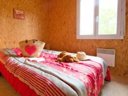 Cliquez pour découvrir toutes les photos de l'HÉBERGEMENT ! chalet - camping Domaine De La Vingeanne photo 2
