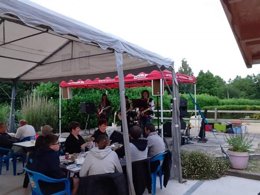 Camping Pas Cher vous présente avec son site Officiel campingpascher.fr, le Camping Domaine De Kerelly classé 3 étoiles, situé sur la commune de Guegon dans le département Morbihan (Bretagne) en France. Le camping Domaine De Kerelly, vous présente un hébergement de type hébergement insolite de 4 m² pour 3 personnes. Le camping Domaine De Kerelly vous propose du sam. 04 avril au sam. 11 avril 2026 pour 7 nuits à 316.05€. Cette location propose 184 dates différentes pour réserver votre séjour. Découvrez également les 9 autres gammes d'hébergements du camping. Les Avis clients pour le Camping Domaine De Kerelly sont excellents avec une note moyenne de 8 sur 10. LacRivière, Piscine chauffée, Piscine extérieure, Aire de jeux enfants, Cyclisme, Ping-pong, Pétanque, Randonnée, Bar, Dépôt de pain, Snack/Bar, Épicerie,... En savoir plus : cliquez-ICI.