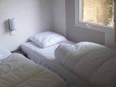 Cliquez pour découvrir toutes les photos de l'HÉBERGEMENT ! mobil-home - La Marmotte photo 6