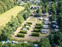 Camping Pas Cher vous présente avec son site Officiel campingpascher.fr, le Camping La Marmotte classé 3 étoiles, situé sur la commune de La Bourboule dans le département Puy-de-dôme (Auvergne) en France. Le camping La Marmotte, vous présente un hébergement de type lodge de 40 m². Le camping La Marmotte vous propose du vendredi 05 juin au vendredi 12 juin 2026 pour 7 nuits à 528€. Cette location propose 34 dates différentes pour réserver votre séjour. Découvrez également les 16 autres gammes d'hébergements du camping. Les Avis clients pour le Camping La Marmotte sont excellents avec une note moyenne de 8 sur 10. LacRivière, Piscine chauffée, Piscine couverte, Aire de jeux enfants, Baby-foot, Cyclisme, Escalade, Ping-pong, Pétanque, Randonnée, Sports nautiques, Structure gonflable enfants, Trampoline, Bar, Restaurant, Supermarché,... En savoir plus : cliquez-ICI.