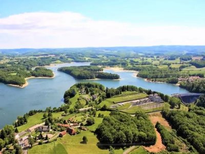 Cliquez pour découvrir toutes les photos de l'ÉTABLISSEMENT ! camping Les Rives Du Lac Cantalès photo 2