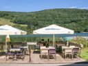 Camping Pas Cher vous présente avec son site Officiel campingpascher.fr, le Camping Flower Ser Sirant classé 3 étoiles, situé sur la commune de Saint Theoffrey dans le département Isère (Rhône Alpes) en France. Le camping Flower Ser Sirant, vous présente un hébergement de type tente en toile et bois de 16 m². Le camping Flower Ser Sirant vous propose du sam. 12 septembre au sam. 19 septembre 2026 pour 7 nuits à 385€. Cette location propose 50 dates différentes pour réserver votre séjour. Découvrez également les 8 autres gammes d'hébergements du camping. Lac, Animations familiales, Aire de jeux enfants, Canoë-kayak, Canyoning, Cyclisme, Escalade, Pédalo, Randonnée, Sports nautiques, Tir à l’arc, Bar, Dépôt de pain, Plats à emporter, Restaurant, Snack/Bar, Épicerie,... En savoir plus : cliquez-ICI.