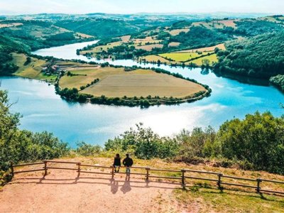 Cliquez pour découvrir toutes les photos de l'ÉTABLISSEMENT ! camping D'Arpheuilles photo 2