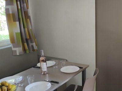 Cliquez pour découvrir toutes les photos de l'HÉBERGEMENT ! mobil-home - D'Arpheuilles photo 7