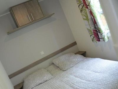 Cliquez pour découvrir toutes les photos de l'HÉBERGEMENT ! mobil-home - D'Arpheuilles photo 4