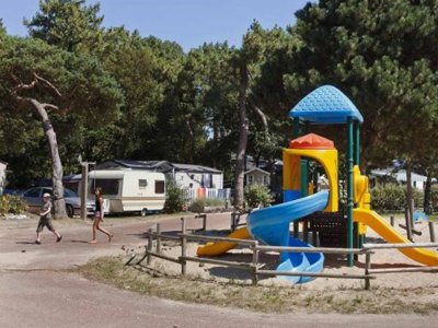 Cliquez pour découvrir toutes les photos de l'ÉTABLISSEMENT ! camping Domaine De L'Abri Côtier photo 3