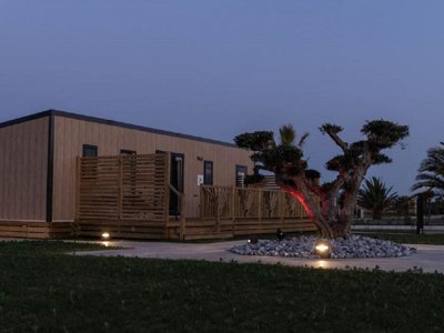 Cliquez pour découvrir toutes les photos de l'HÉBERGEMENT ! mobil-home - MV Resort photo 2