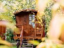 Cliquez pour découvrir toutes les photos de l'HÉBERGEMENT ! hébergement insolite - camping Domaine Ecôtelia photo 6