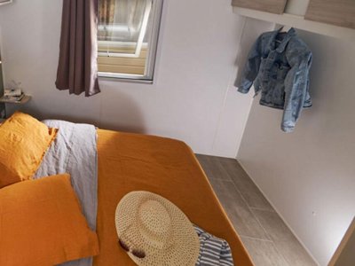 Cliquez pour découvrir toutes les photos de l'HÉBERGEMENT ! mobil-home - Le Mont Grêle photo 2