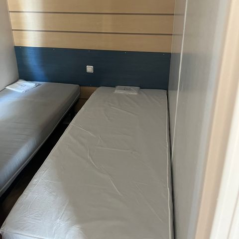 Cliquez pour découvrir toutes les photos de l'HÉBERGEMENT ! mobilhome - Le Faucon D'Or photo 5