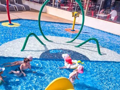 Cliquez pour découvrir toutes les photos de l'ÉTABLISSEMENT ! établissement Loisirs 85 Sur Le Château photo 20