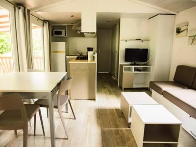 Cliquez pour découvrir toutes les photos de l'HÉBERGEMENT ! mobil-home - Domaine Les Oréades photo 7
