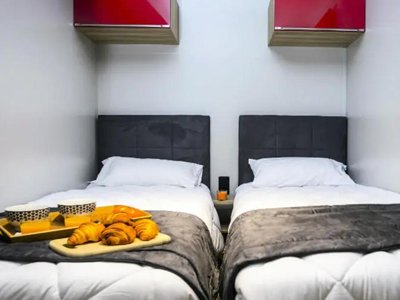 Cliquez pour découvrir toutes les photos de l'HÉBERGEMENT ! mobil-home - Domaine Les Oréades photo 3