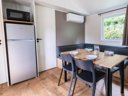 Cliquez pour découvrir toutes les photos de l'HÉBERGEMENT ! mobil-home - camping Du Château De L'Hom photo 9