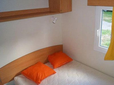 Cliquez pour découvrir toutes les photos de l'HÉBERGEMENT ! mobil-home - Le Chaudebry photo 4
