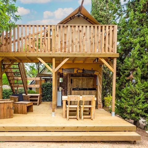 Cliquez pour découvrir toutes les photos de l'HÉBERGEMENT ! tente toile et bois - L'Orangeraie - Paradis photo 4
