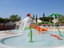 Camping Pas Cher vous présente avec son site Officiel campingpascher.fr, le Établissement L'Orangeraie - Paradis, situé sur la commune de Calig dans le département Castellón (Région De Valence) en Espagne. L'établissement L'Orangeraie - Paradis vous propose un hébergement de type mobil-home de 32 m². L'établissement vous propose 22 autres types d'hébergements. Découvrez tous nos séjours à petits prix dans la commune et aux alentours de Calig du département : Castellón (Région De Valence).... En savoir plus : cliquez-ICI.