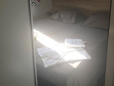 Cliquez pour découvrir toutes les photos de l'HÉBERGEMENT ! mobil-home - Flower De L'Olivigne photo 8