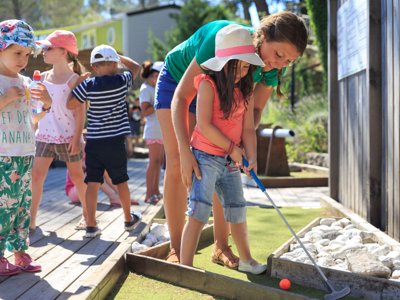 Cliquez pour découvrir toutes les photos de l'ÉTABLISSEMENT ! camping Tour Opérateur Sur Camping Holiday Green photo 22