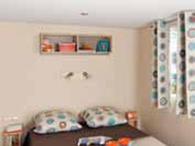 Cliquez pour découvrir toutes les photos de l'HÉBERGEMENT ! mobil-home - Tour Opérateur Sur Camping Holiday Green photo 7