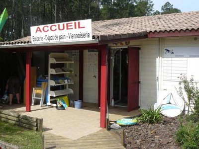 Cliquez pour découvrir toutes les photos de l'ÉTABLISSEMENT ! camping La Forêt Lahitte photo 4