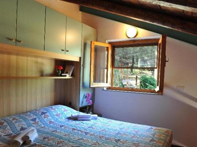 Cliquez pour découvrir toutes les photos de l'HÉBERGEMENT ! chalet - Campeggio Villaggio Cerquestra photo 7