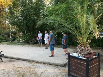 Cliquez pour découvrir toutes les photos de l'ÉTABLISSEMENT ! camping Bois Et Toilés photo 9