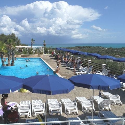 Cliquez pour découvrir toutes les photos de l'ÉTABLISSEMENT ! établissement Villaggio Club Santo Stefano photo 2